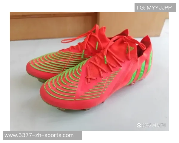 探索足球鞋设计理念的创新与功能性结合之道 探索足球鞋设计理念的创新与功能性结合之道